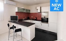 Rumako Apartments